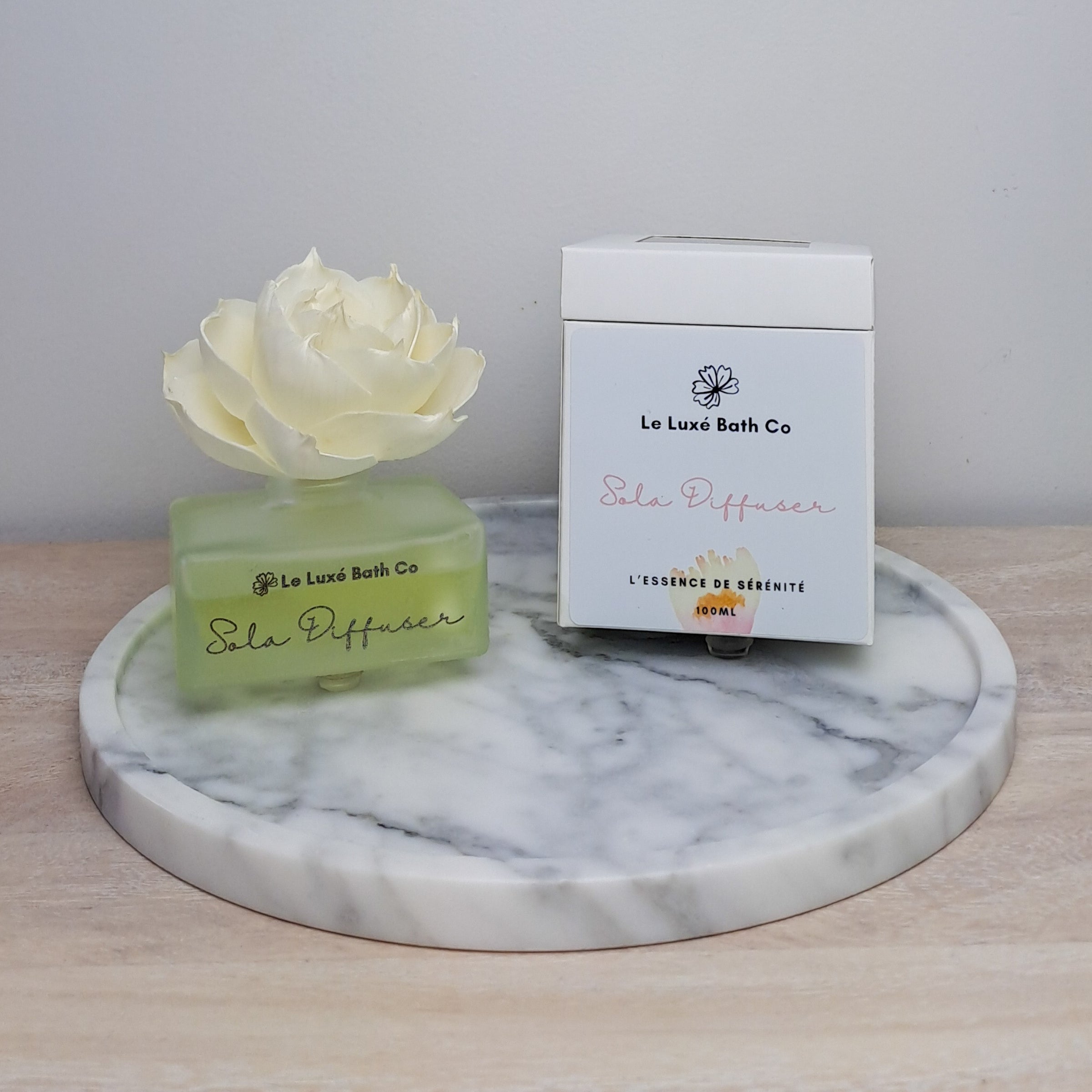 Sola Diffuser | Handcrafted Flower Fragrance Diffuser for Home - L’Essence de Serenite